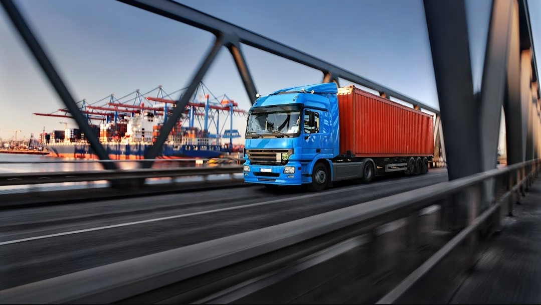 Neubauer Transport & Logistik GmbH & Co. KG